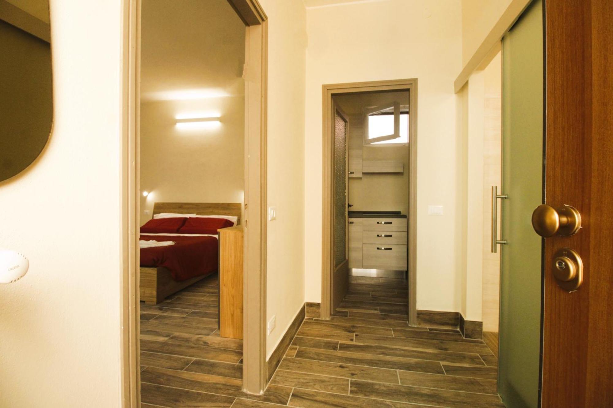 Elegante Suite Con Giardino In Centro Storico Pavia Exterior foto